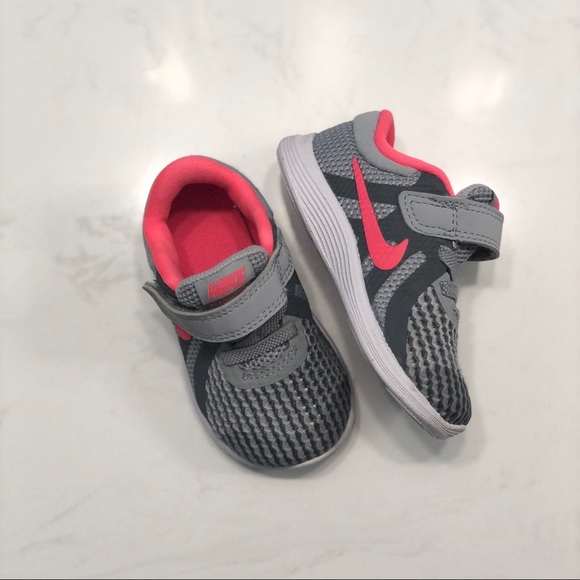 Nike Other - Nike Toddler Girl’s Athletic Sneaker